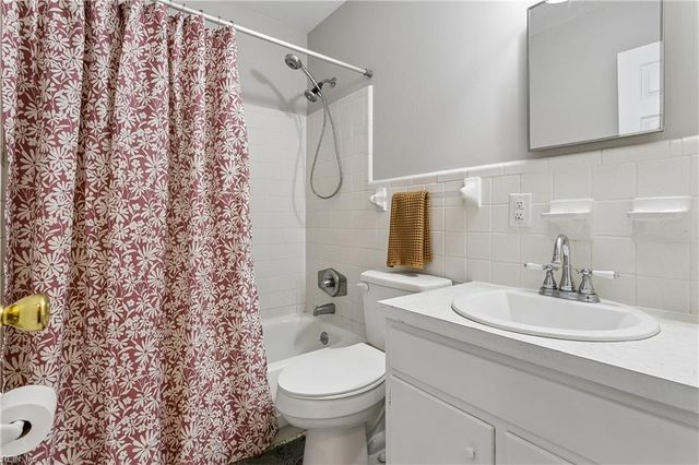8 Settlers LN, Williamsburg, VA 23188