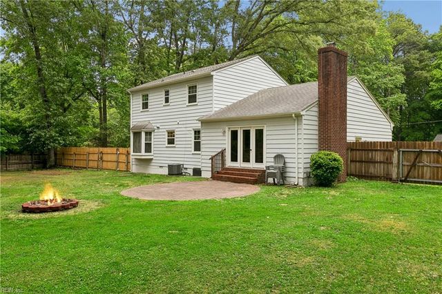 8 Settlers LN, Williamsburg, VA 23188