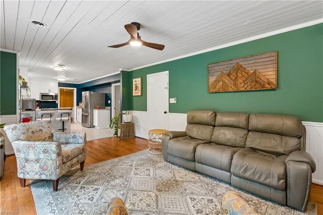 8 Settlers LN, Williamsburg, VA 23188