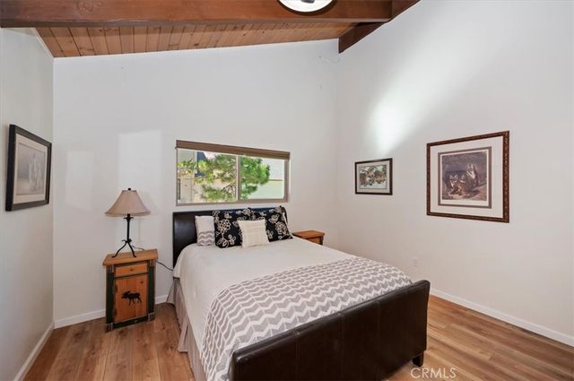260 El Dorado Drive, Lake Arrowhead, CA 92352
