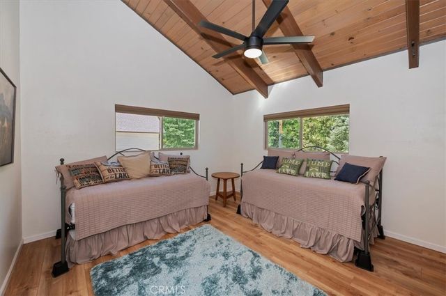 260 El Dorado Drive, Lake Arrowhead, CA 92352