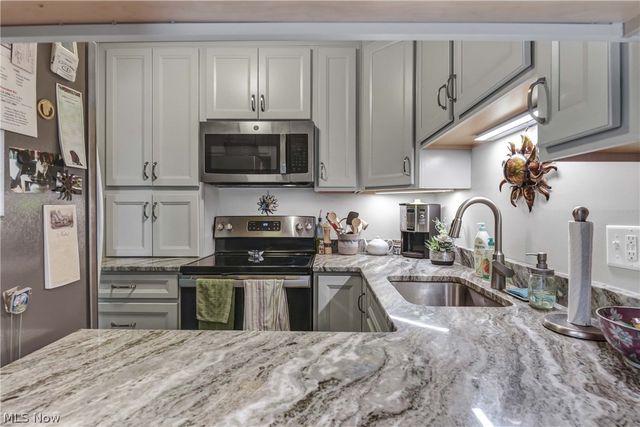 33803 Electric Boulevard C22, Avon Lake, OH 44012