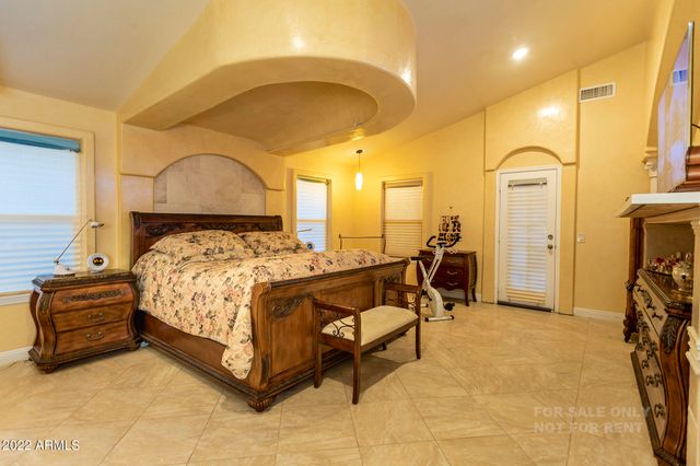 743 W FOLLEY Street, Chandler, AZ 85225