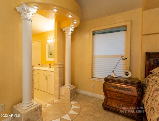 743 W FOLLEY Street, Chandler, AZ 85225