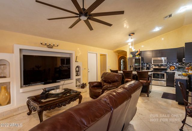743 W FOLLEY Street, Chandler, AZ 85225