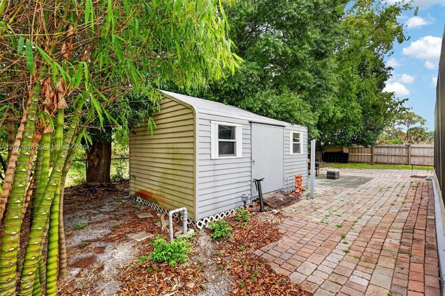3936 SW Jarmer Rd, Port St. Lucie, FL 34953