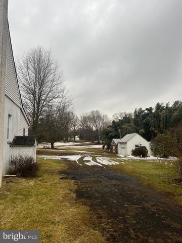 2130 GAP NEWPORT PIKE, Cochranville, PA 19330