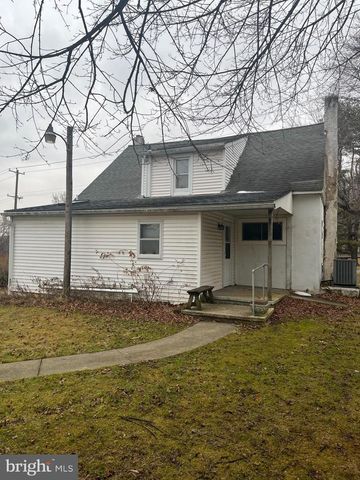 2130 GAP NEWPORT PIKE, Cochranville, PA 19330