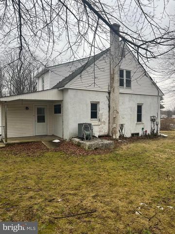 2130 GAP NEWPORT PIKE, Cochranville, PA 19330