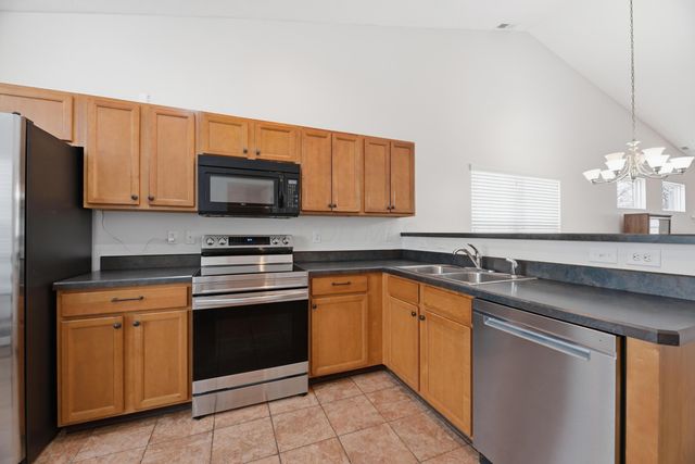 156 Sandrala Drive, 26, Reynoldsburg, OH 43068