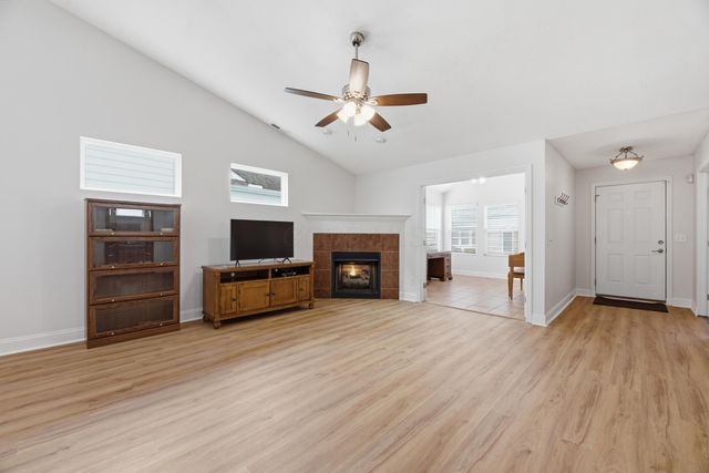 156 Sandrala Drive, 26, Reynoldsburg, OH 43068