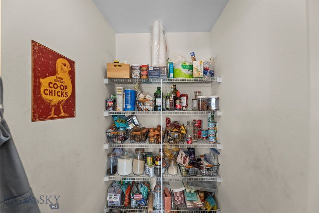 80 Wally D Lane, Belgrade, MT 59714