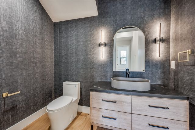 9409 Lenel Place, Dallas, TX 75220