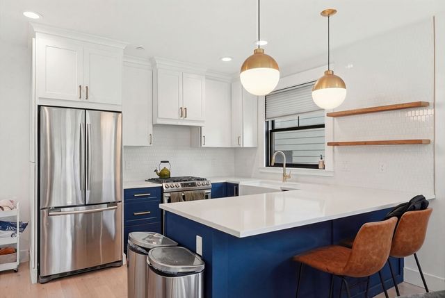 331 Chelsea St 3, Boston, MA 02128