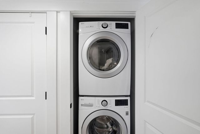 331 Chelsea St 3, Boston, MA 02128