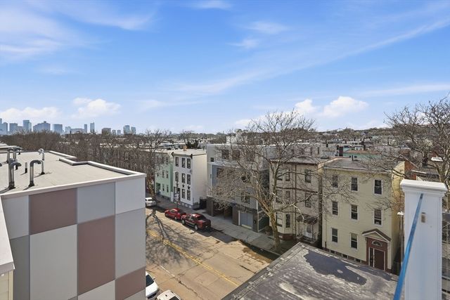 331 Chelsea St 3, Boston, MA 02128