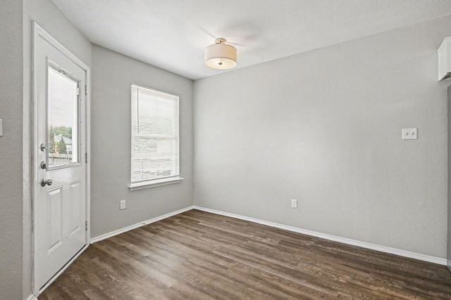 138 Kings Way Drive, Rhome, TX 76078