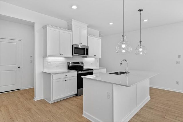 3691 Sagecrest Drive, Buford, GA 30519