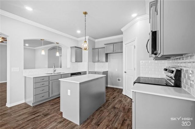 64 Benchmark Lane, Fayetteville, AR 72704