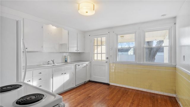 24 Elm Circle, Cranston, RI 02920