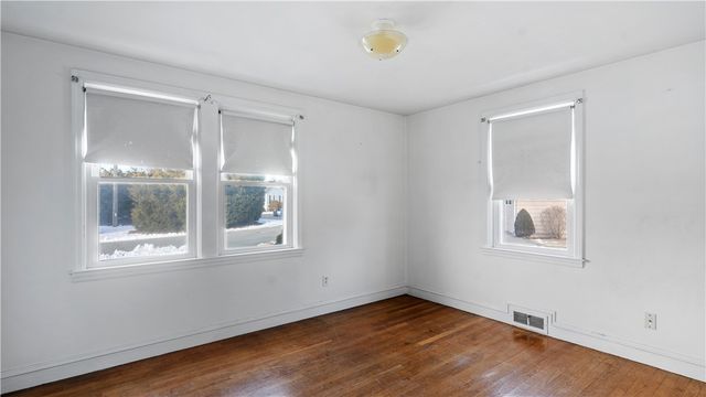 24 Elm Circle, Cranston, RI 02920