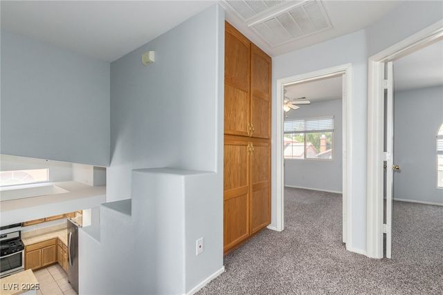 9842 SILVER LASSO Street, Las Vegas, NV 89123