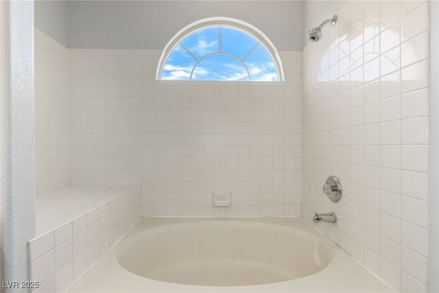 9842 SILVER LASSO Street, Las Vegas, NV 89123