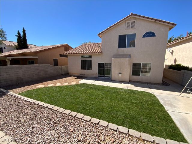 9842 SILVER LASSO Street, Las Vegas, NV 89123