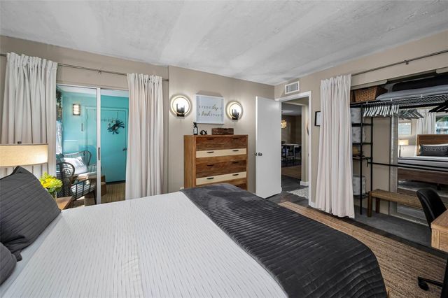 1250 S PINELLAS AVENUE 205, Tarpon Springs, FL 34689