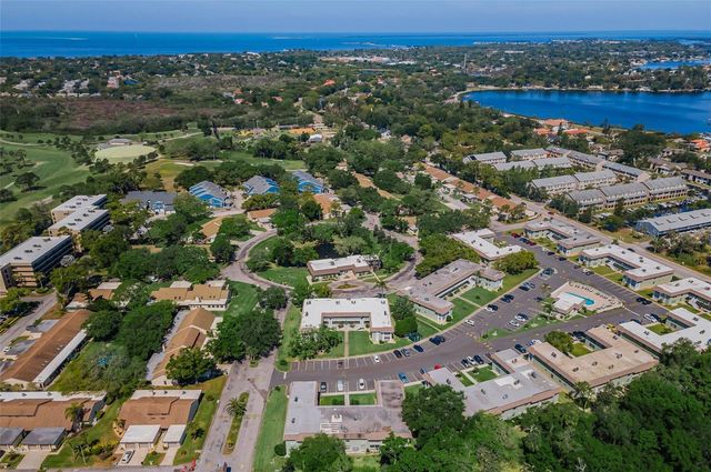 1250 S PINELLAS AVENUE 205, Tarpon Springs, FL 34689