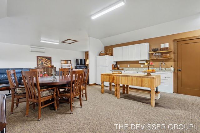 5837 Timber Bluff Trail, Manlius Twp, MI 49408