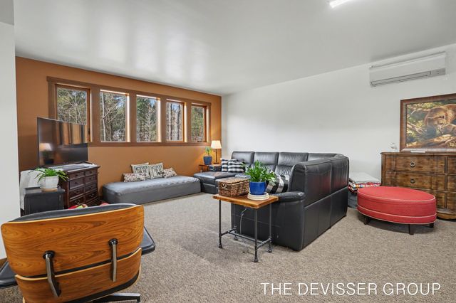 5837 Timber Bluff Trail, Manlius Twp, MI 49408