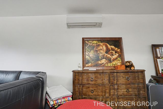 5837 Timber Bluff Trail, Manlius Twp, MI 49408