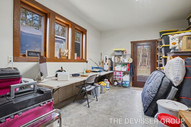 5837 Timber Bluff Trail, Manlius Twp, MI 49408