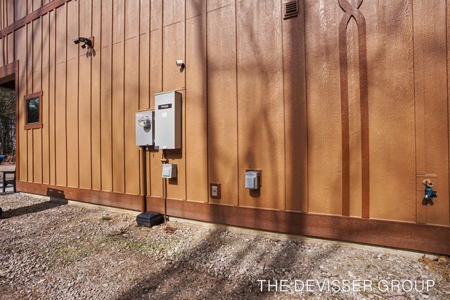 5837 Timber Bluff Trail, Manlius Twp, MI 49408