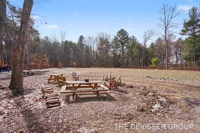 5837 Timber Bluff Trail, Manlius Twp, MI 49408