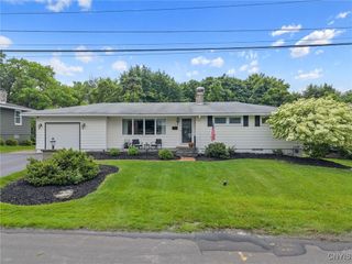 125 Huntshill Road, Geddes, NY 13209