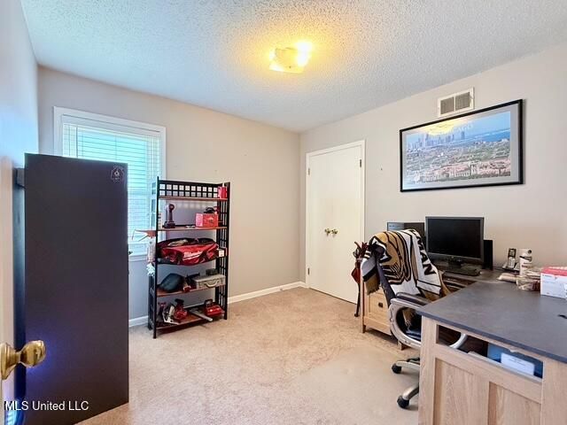 8147 Charleston Drive, Southaven, MS 38671