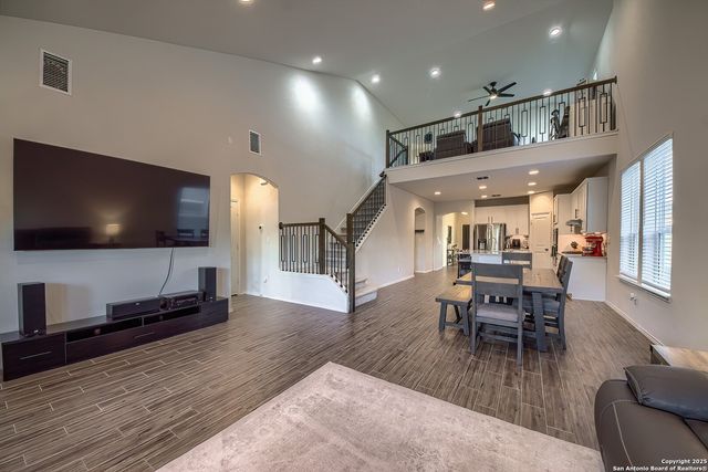 27210 Volcano, San Antonio, TX 78260