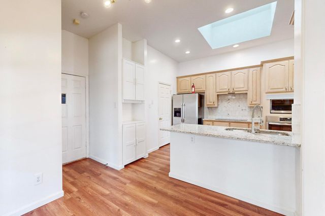 2710 Mum Drive, Richardson, TX 75082