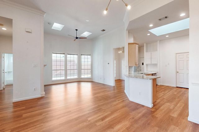 2710 Mum Drive, Richardson, TX 75082