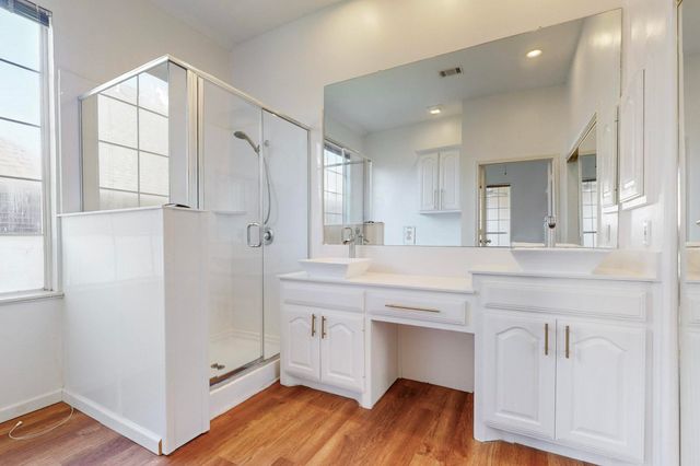 2710 Mum Drive, Richardson, TX 75082