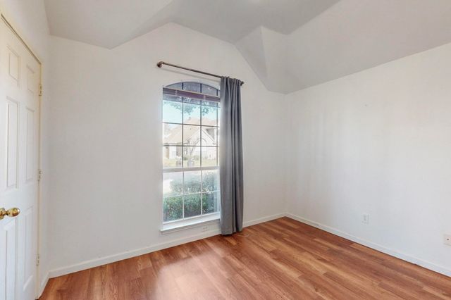 2710 Mum Drive, Richardson, TX 75082