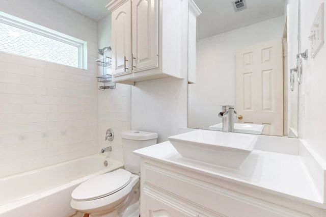 2710 Mum Drive, Richardson, TX 75082