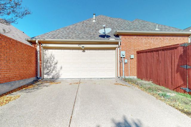 2710 Mum Drive, Richardson, TX 75082