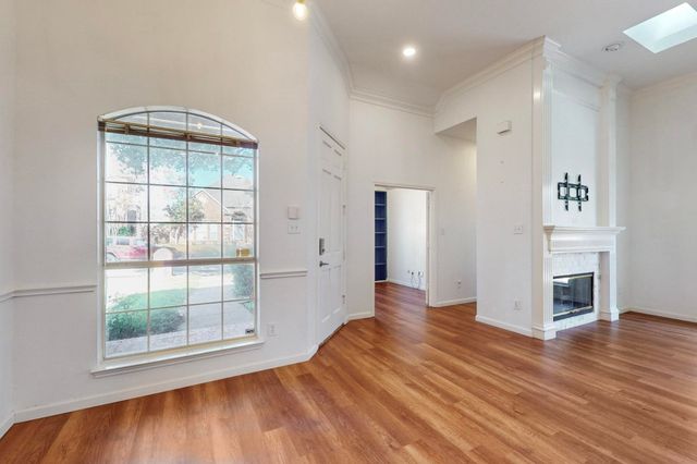 2710 Mum Drive, Richardson, TX 75082