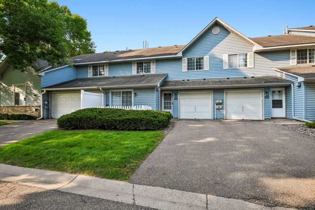 2580 Bedford Court 16, Mendota Heights, MN 55120