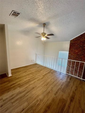 2271 Aspen Drive, Dallas, TX 75227