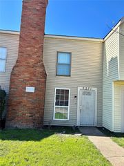 2271 Aspen Drive, Dallas, TX 75227
