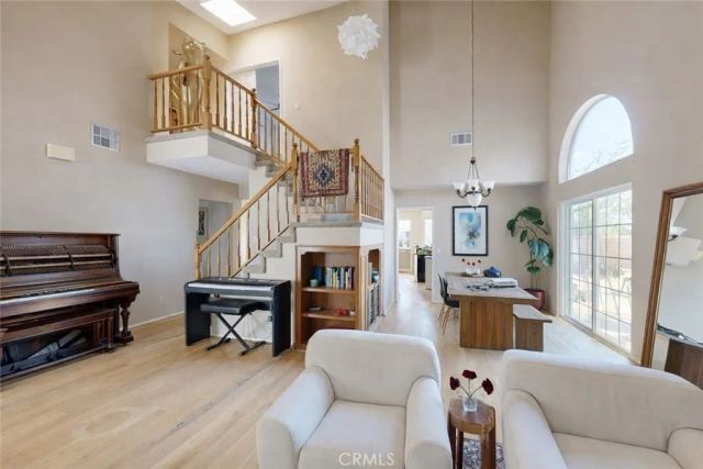 5637 Redwood, Palmdale, CA 93551